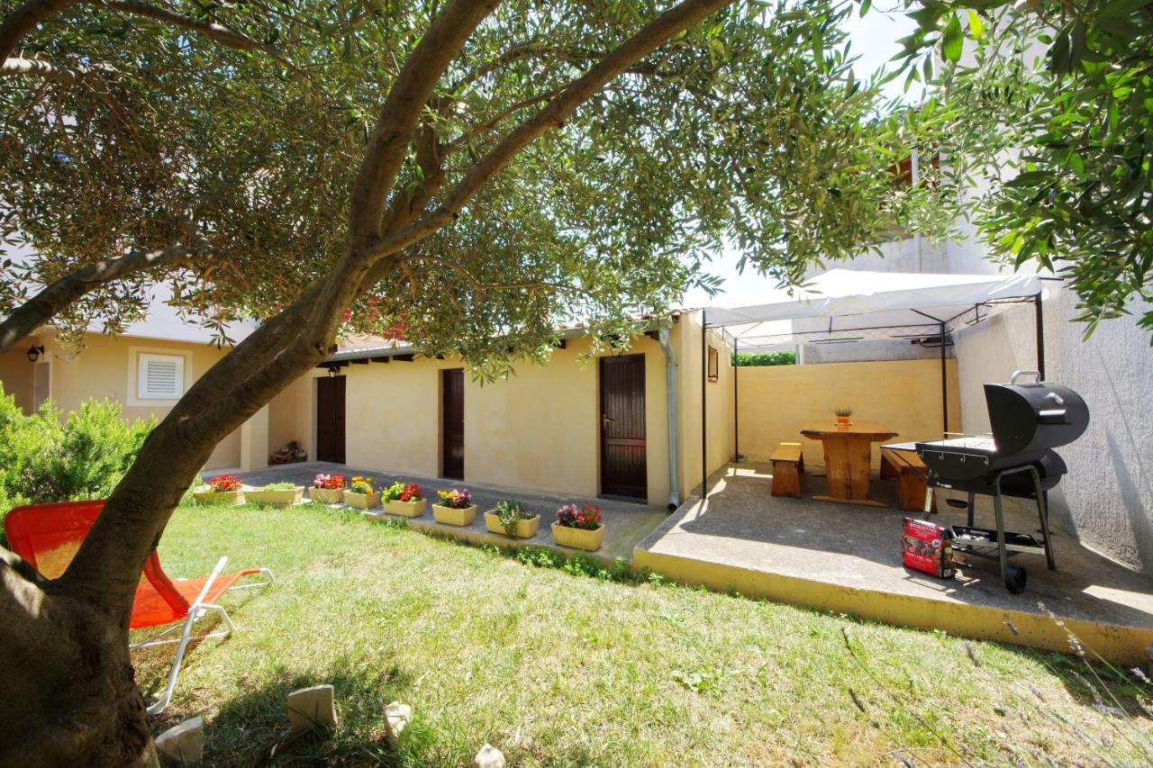 Apartman Olive Garden ซาดาร์ ภายนอก รูปภาพ